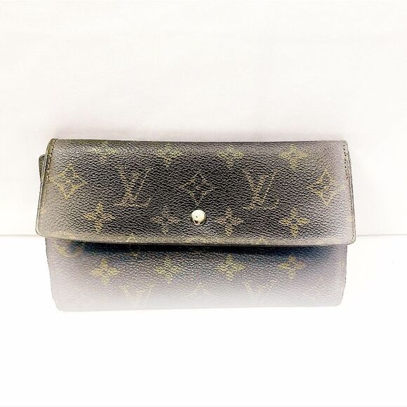 Louis Vuitton Monogram International Wallet - Picture 1 of 8